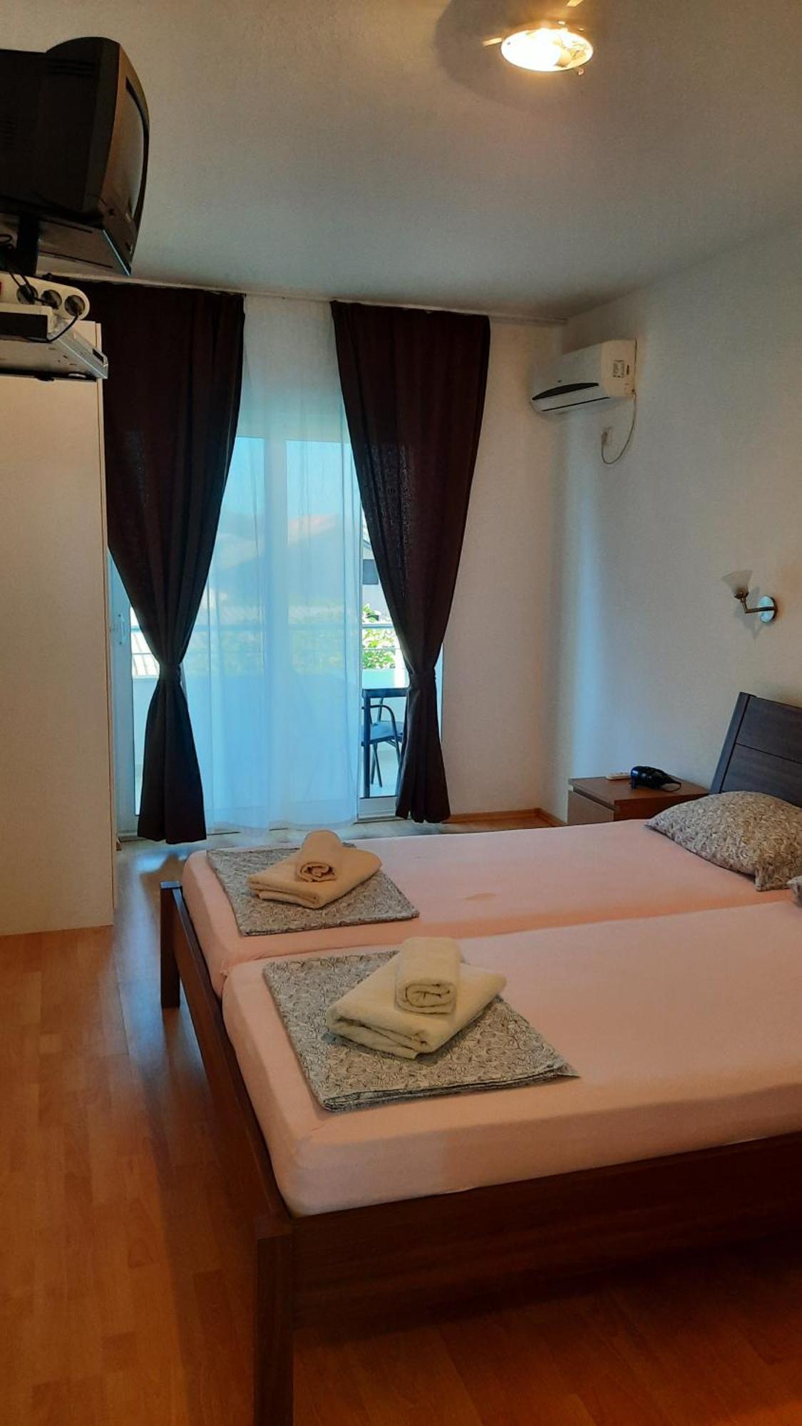 Apartmani Vila Milaris Улцинь Номер фото